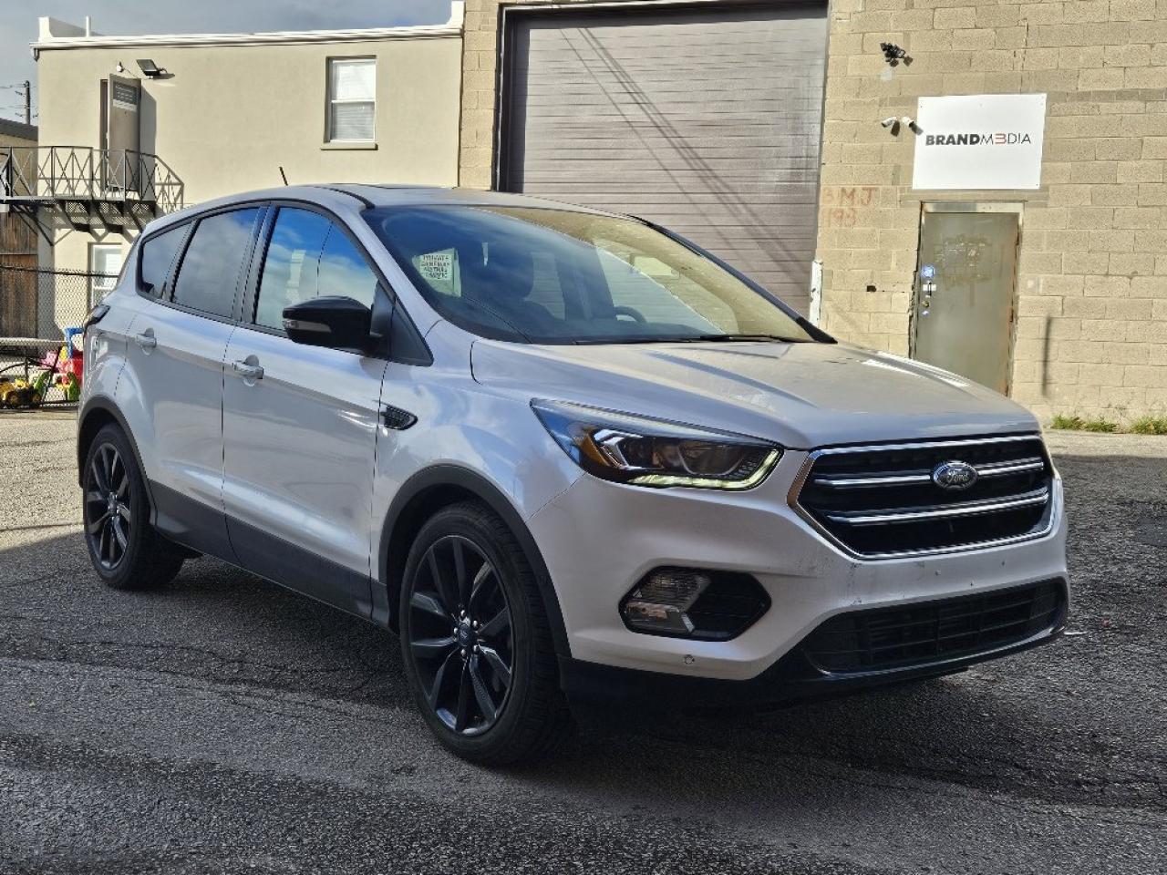 Used 2018 Ford Escape TITANIUM 4WD-NAVI-PANO ROOF-SONY SOUND-LOADED for sale in Toronto, ON