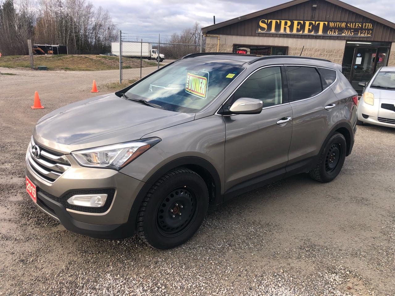 Used 2015 Hyundai Santa Fe Sport Limited for sale in Smiths Falls, ON