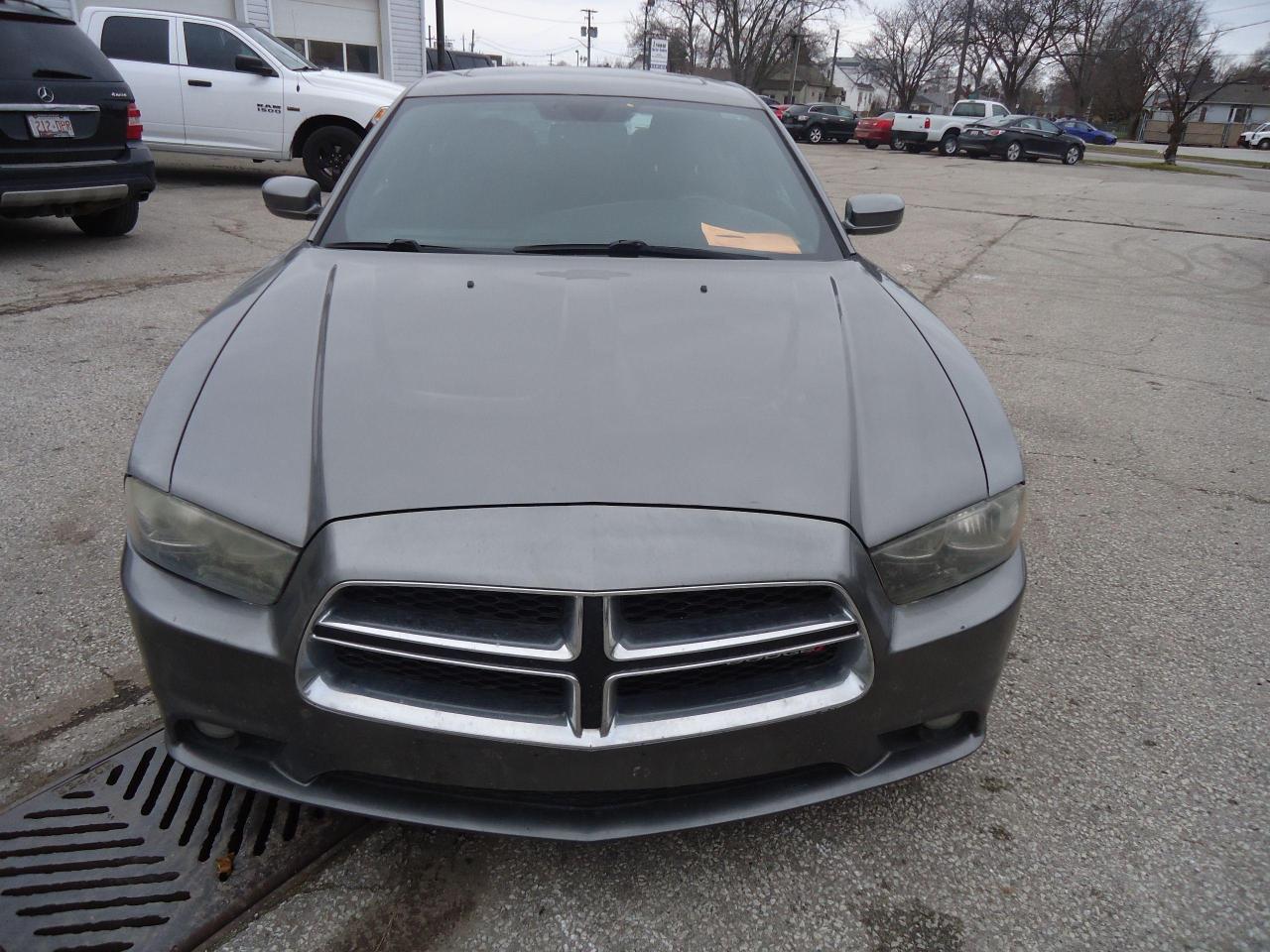 2012 Dodge Charger 4dr Sdn SXT RWD - Photo #3