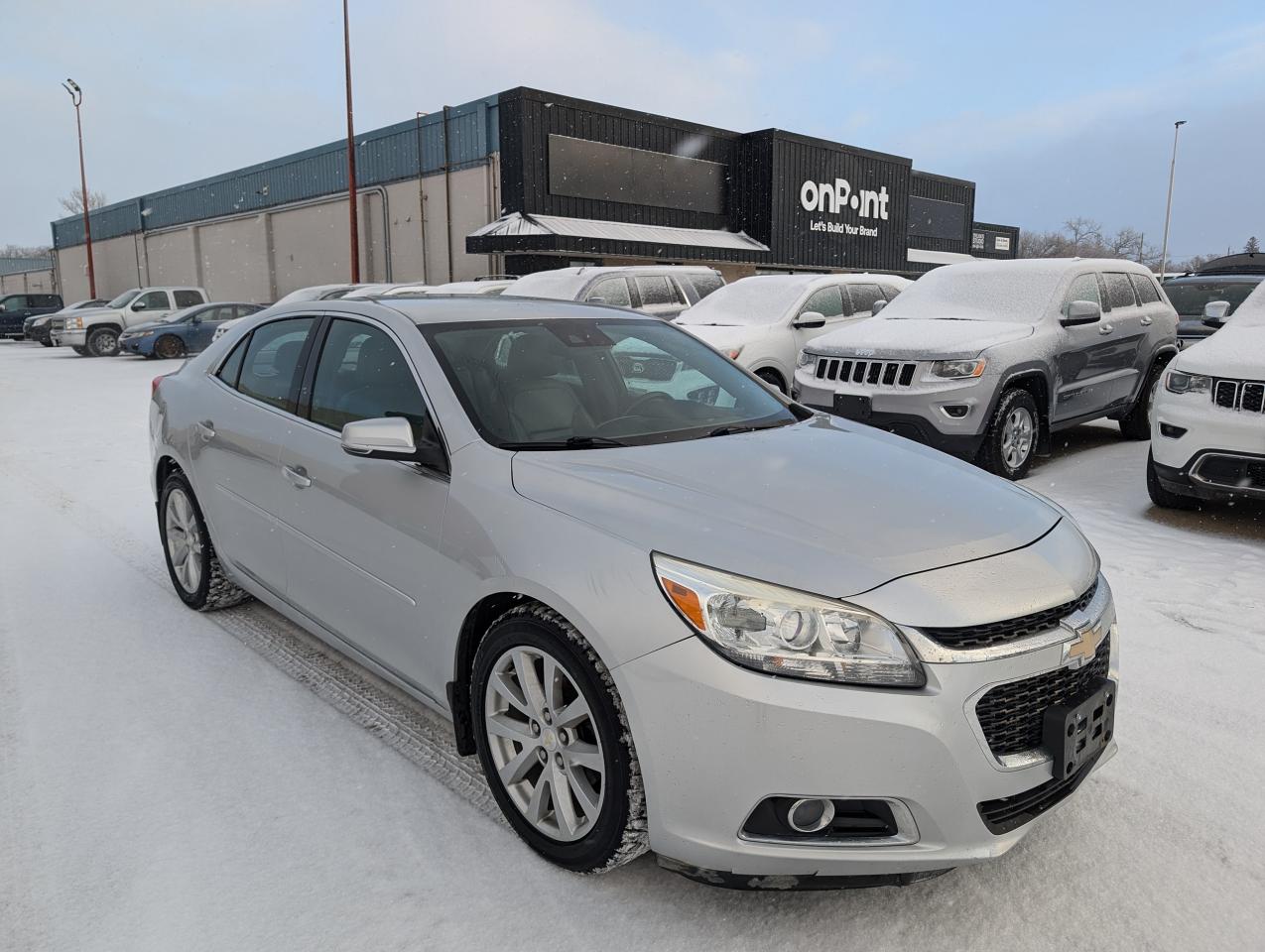 2015 Chevrolet Malibu 4dr Sdn LT w/2LT - Photo #2