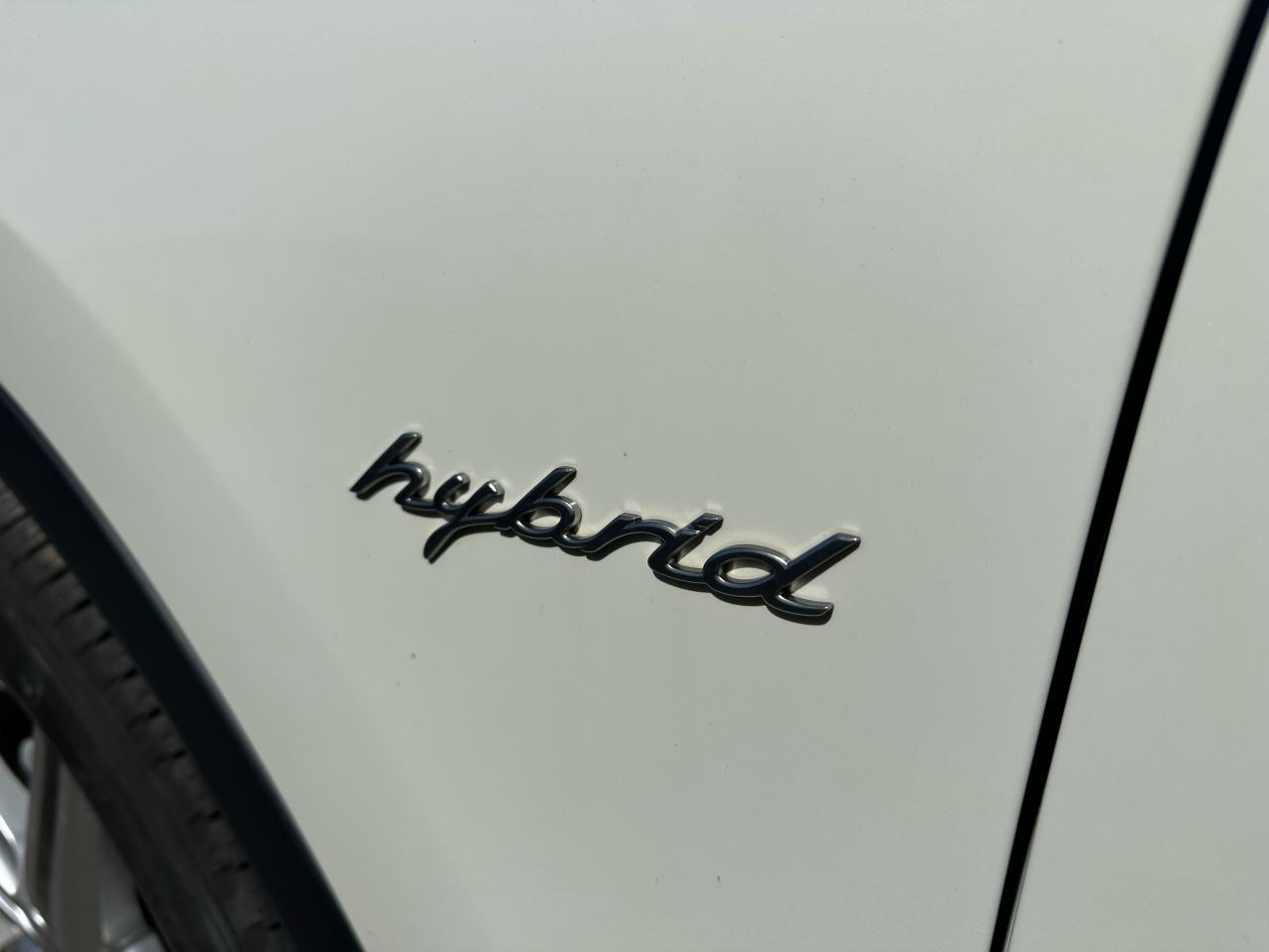 2012 Porsche Cayenne AWD 4dr S Hybrid - Photo #6