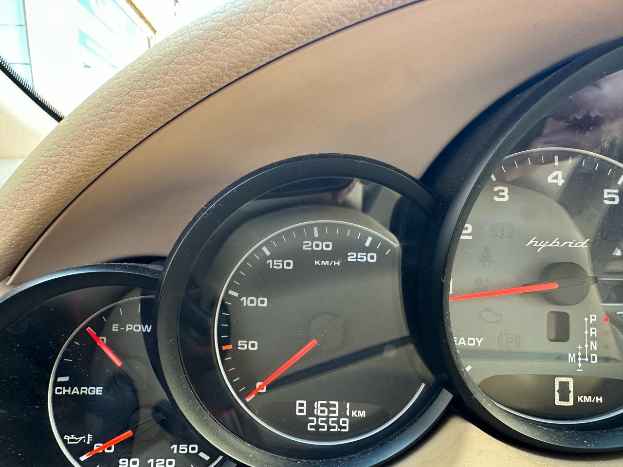 2012 Porsche Cayenne AWD 4dr S Hybrid - Photo #20