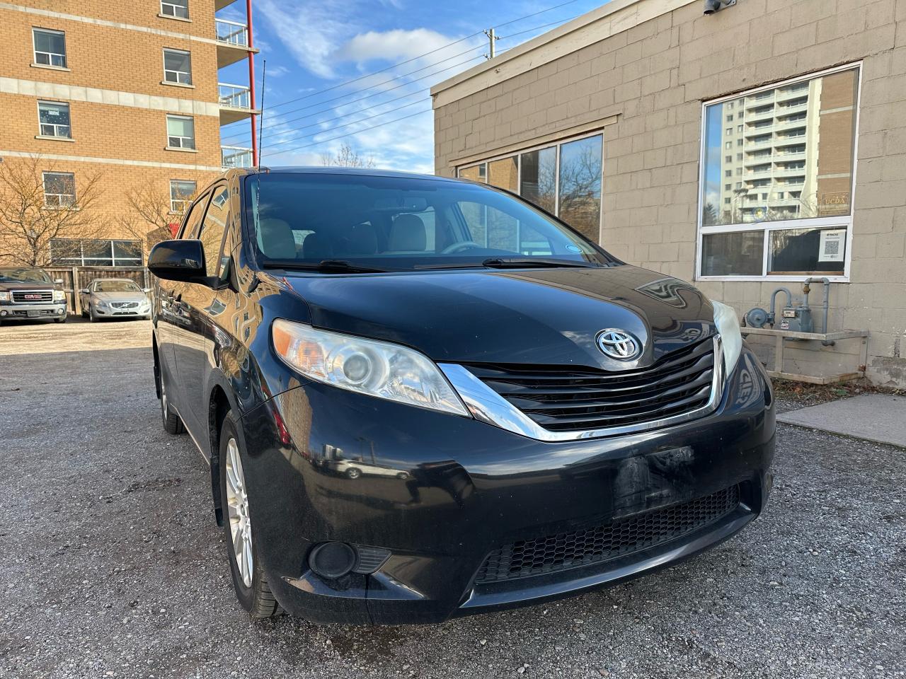 Used 2012 Toyota Sienna 5DR V6 LE 7-PASS AWD for sale in Waterloo, ON