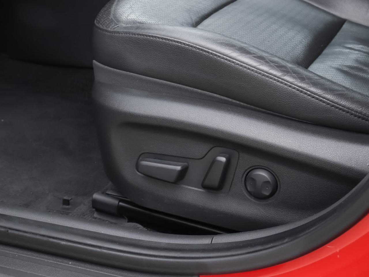 2017 Hyundai Elantra Limited - Photo #35