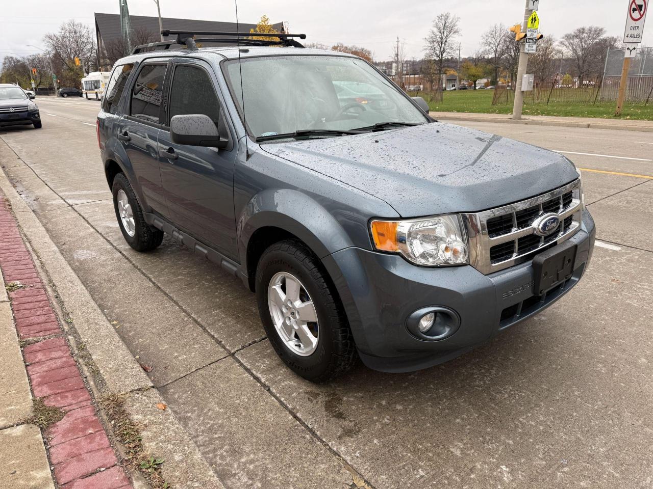 2012 Ford Escape FWD 4dr XLT - Photo #5