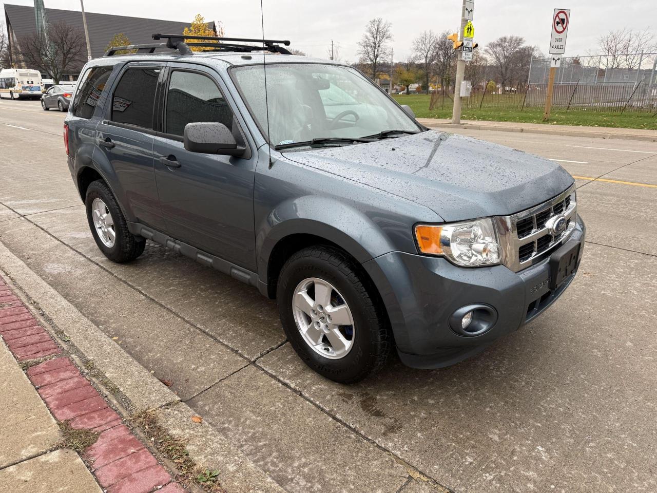 2012 Ford Escape FWD 4dr XLT - Photo #6