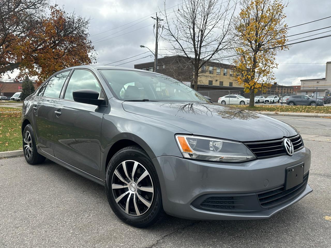 Used 2013 Volkswagen Jetta Trendline FWD *CERTIFIED*NO RUST* for sale in North York, ON