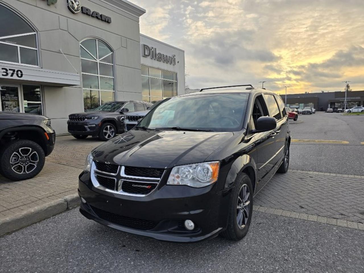 Used 2017 Dodge Grand Caravan 4DR WGN SXT PREMIUM PLUS for sale in Nepean, ON