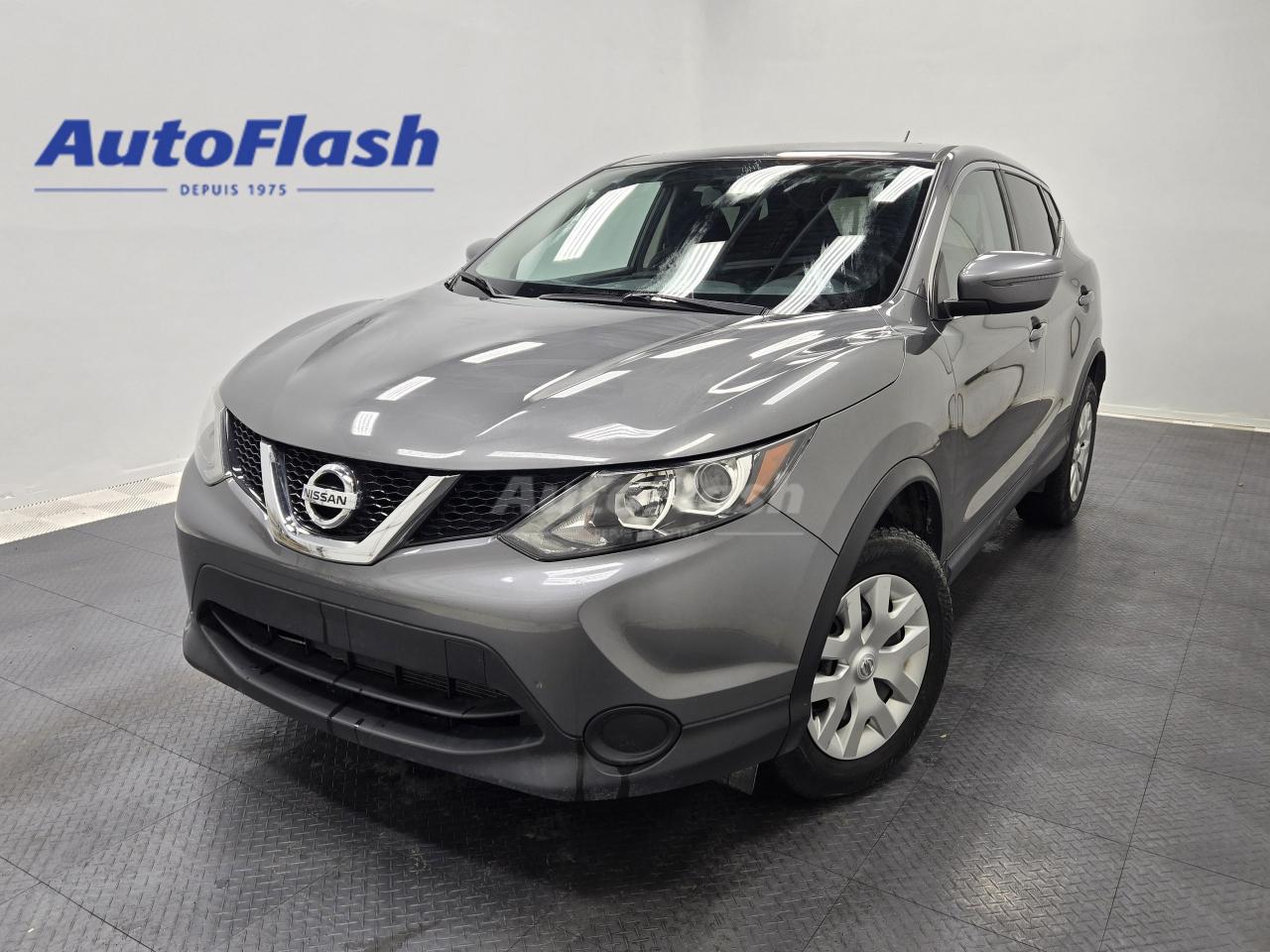 Used 2018 Nissan Qashqai S, CAMERA, BLUETOOTH, SIEGES CHAUFFANTS for sale in Saint-Hubert, QC