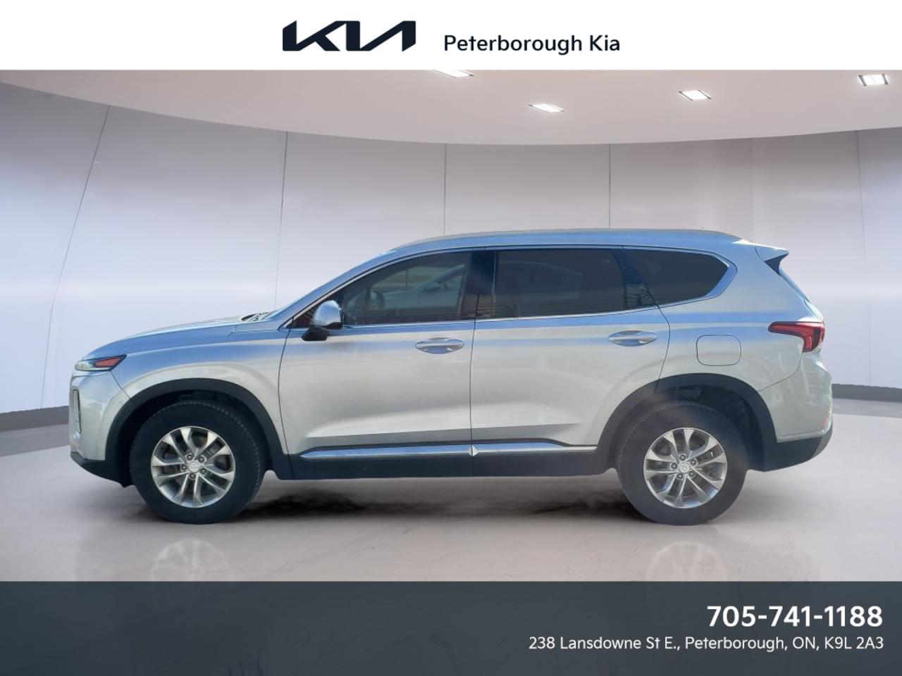 Used 2019 Hyundai Santa Fe Essential Awd 2.4l for sale in Peterborough, ON