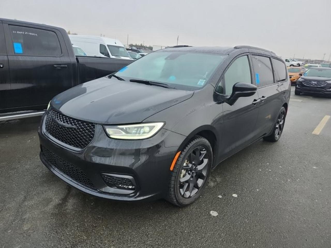 Used 2022 Chrysler Pacifica Touring L | Leather | 