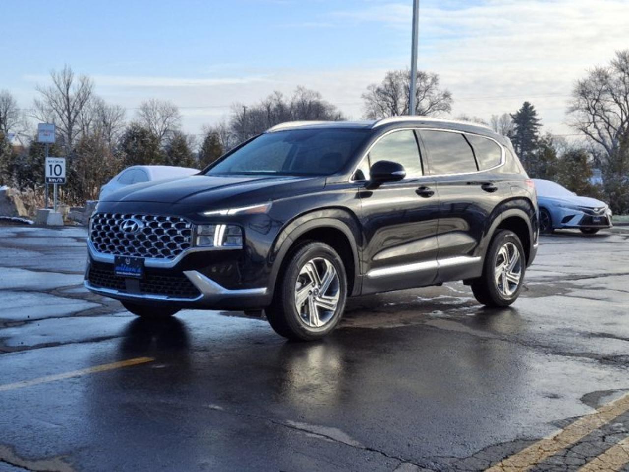 Used 2021 Hyundai Santa Fe Preferred | AWD | Heated Seats & Steering | Apple CarPlay | Android Auto | Remote Start & more!! for sale in Guelph, ON