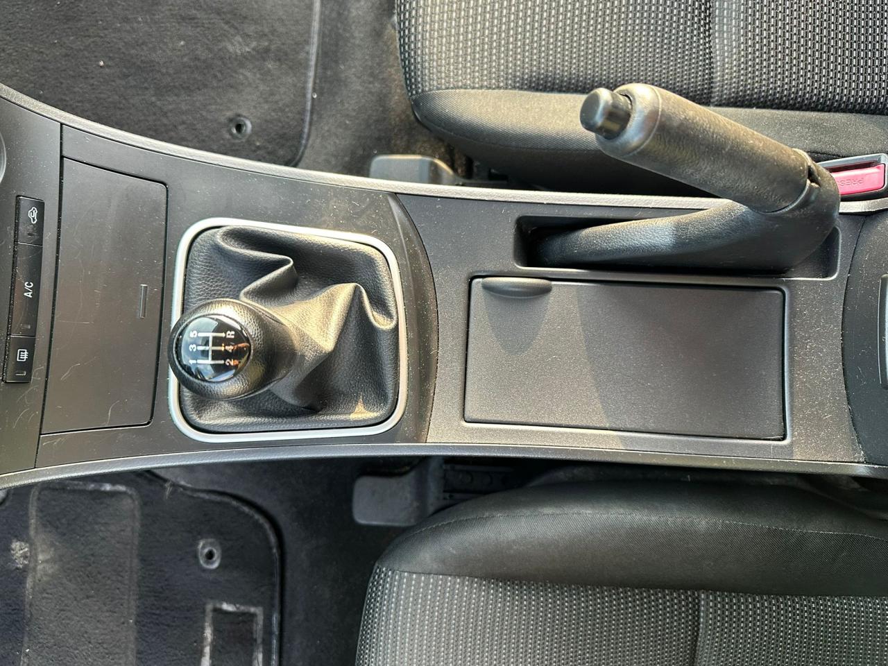 2012 Mazda MAZDA3 GX - Photo #17