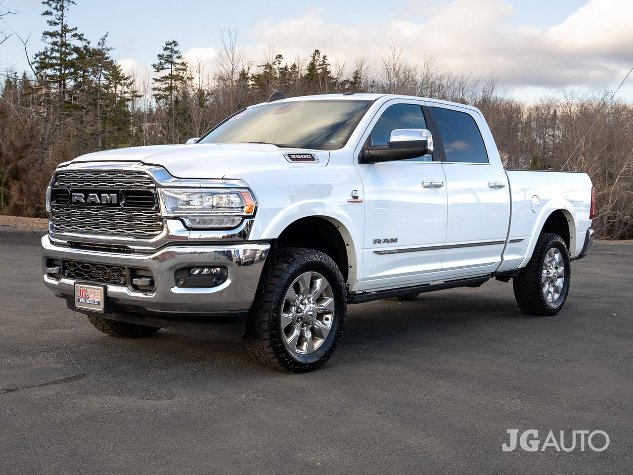 2022 RAM 3500 LIMITED 4X4 CREW CAB 6'4" BOX