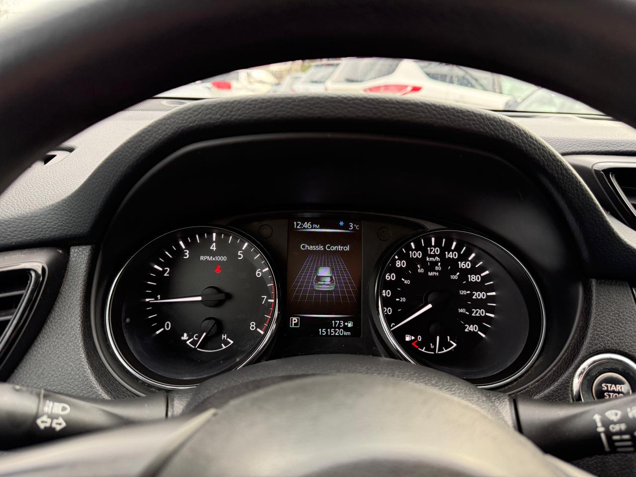 2017 Nissan Rogue SV - Photo #9