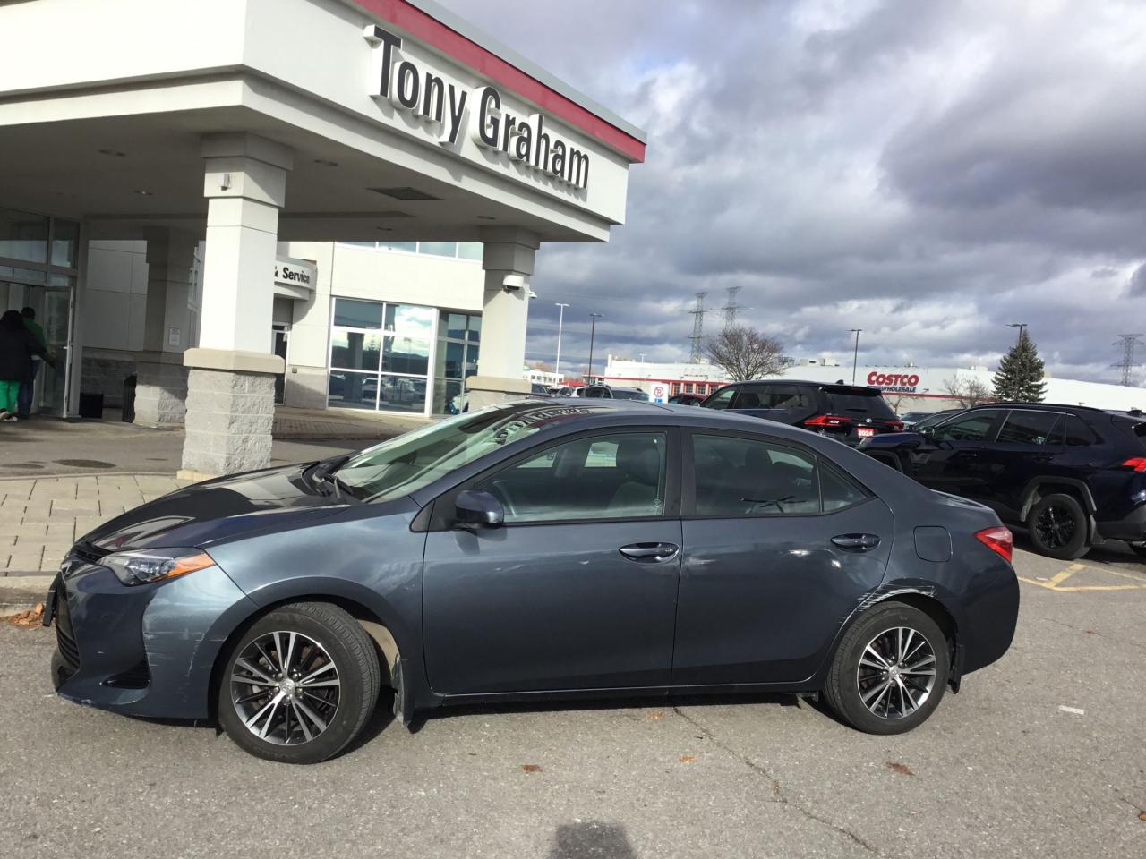 Used 2019 Toyota Corolla LE for sale in Ottawa, ON