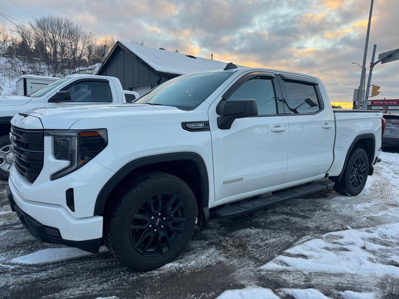 Used 2024 GMC Sierra 1500 ELEVATION for sale in Greater Sudbury, ON