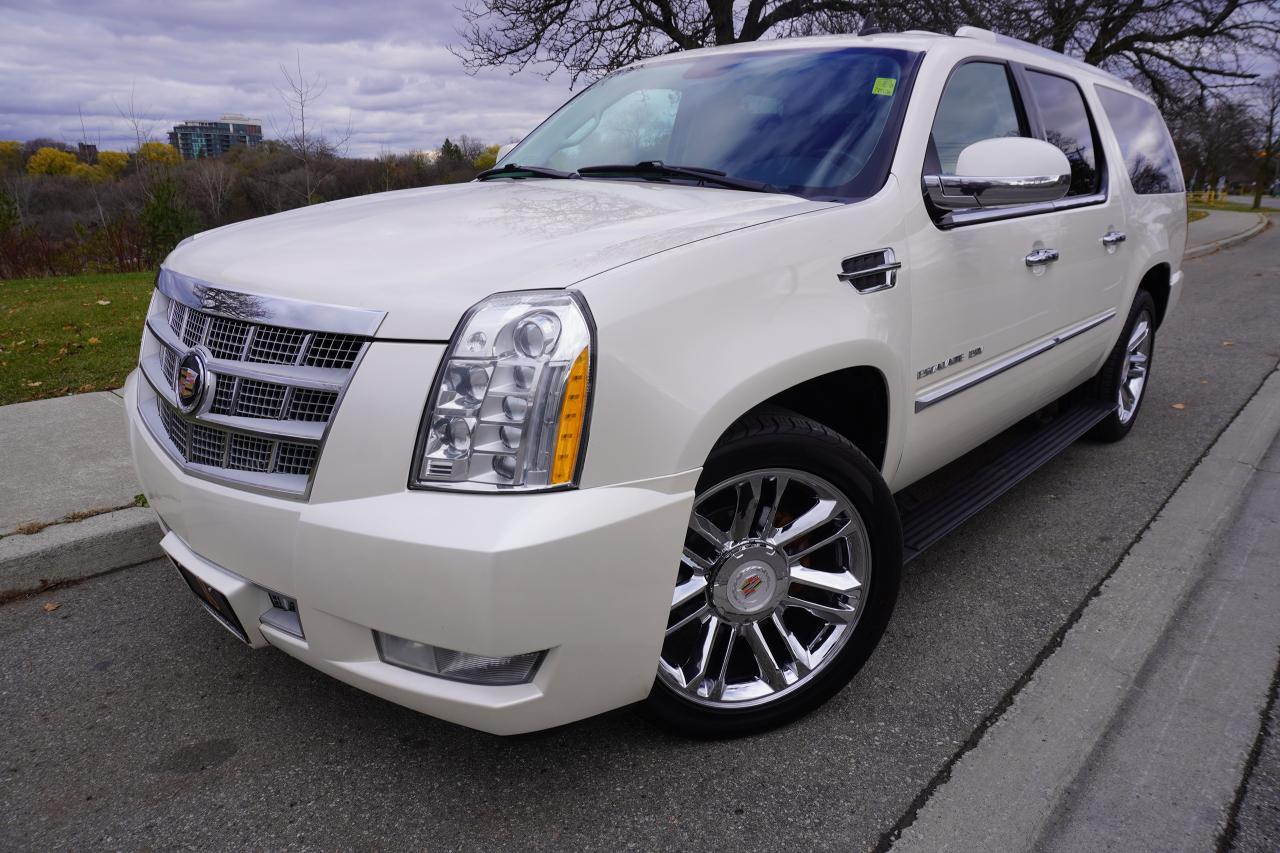 Used 2013 Cadillac Escalade ESV 1 OWNER / NO ACCIDENTS / 6 PASSENGER / PLATINUM for sale in Etobicoke, ON