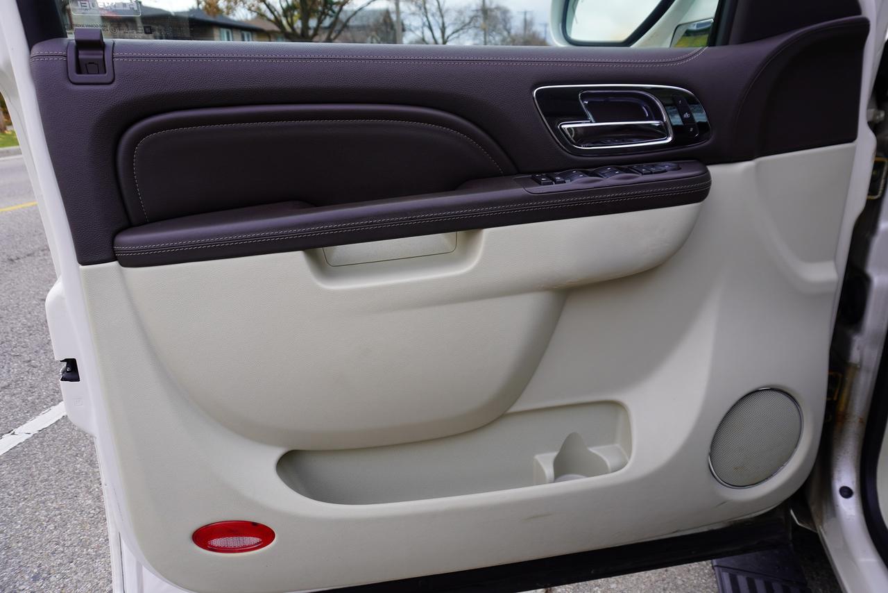 Evan-Fischer Windshield Washer Reservoir For 2011-2013 Cadillac Escalade ESV