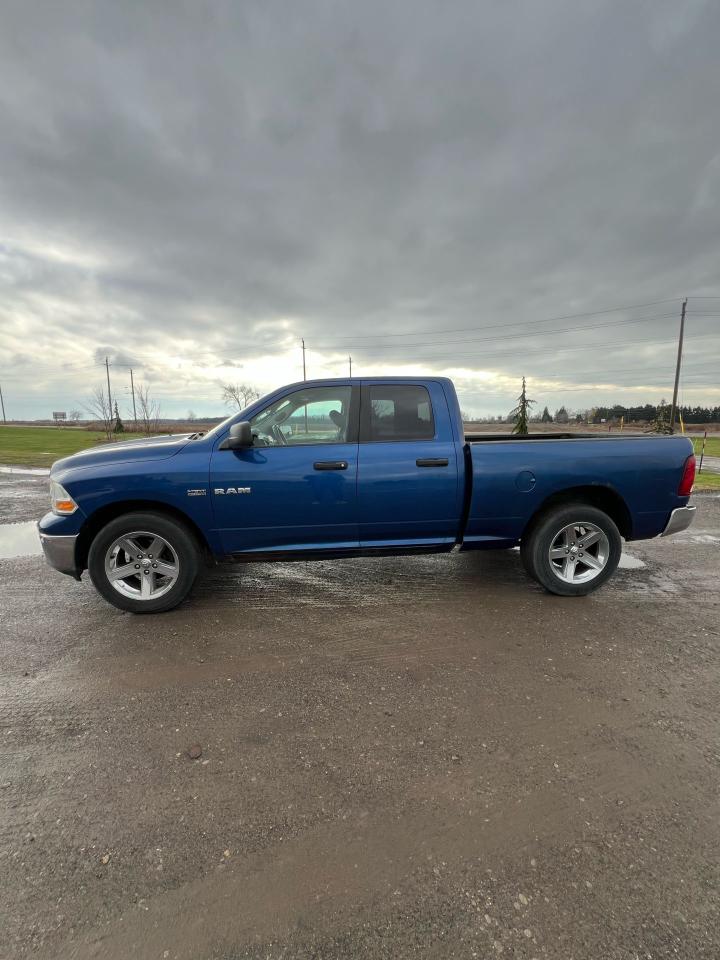 Used 2010 Dodge Ram 1500 SLT for sale in Belmont, ON