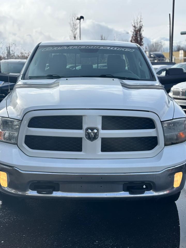 2016 RAM 1500 4WD Quad Cab 140.5" Outdoorsman - Photo #4