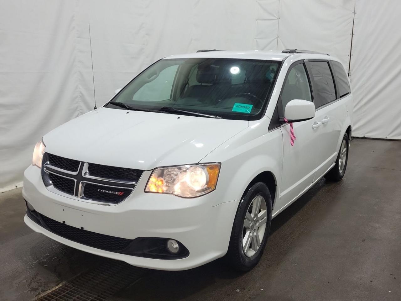 Used 2020 Dodge Grand Caravan Crew Plus / Stow N Go / Leather / Heated Seats / for sale in Mississauga, ON