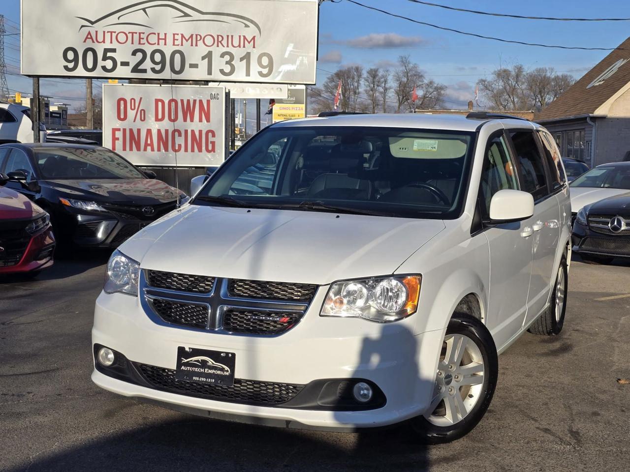 Used 2020 Dodge Grand Caravan Crew Plus / Stow N Go / Leather / Heated Seats / for sale in Mississauga, ON