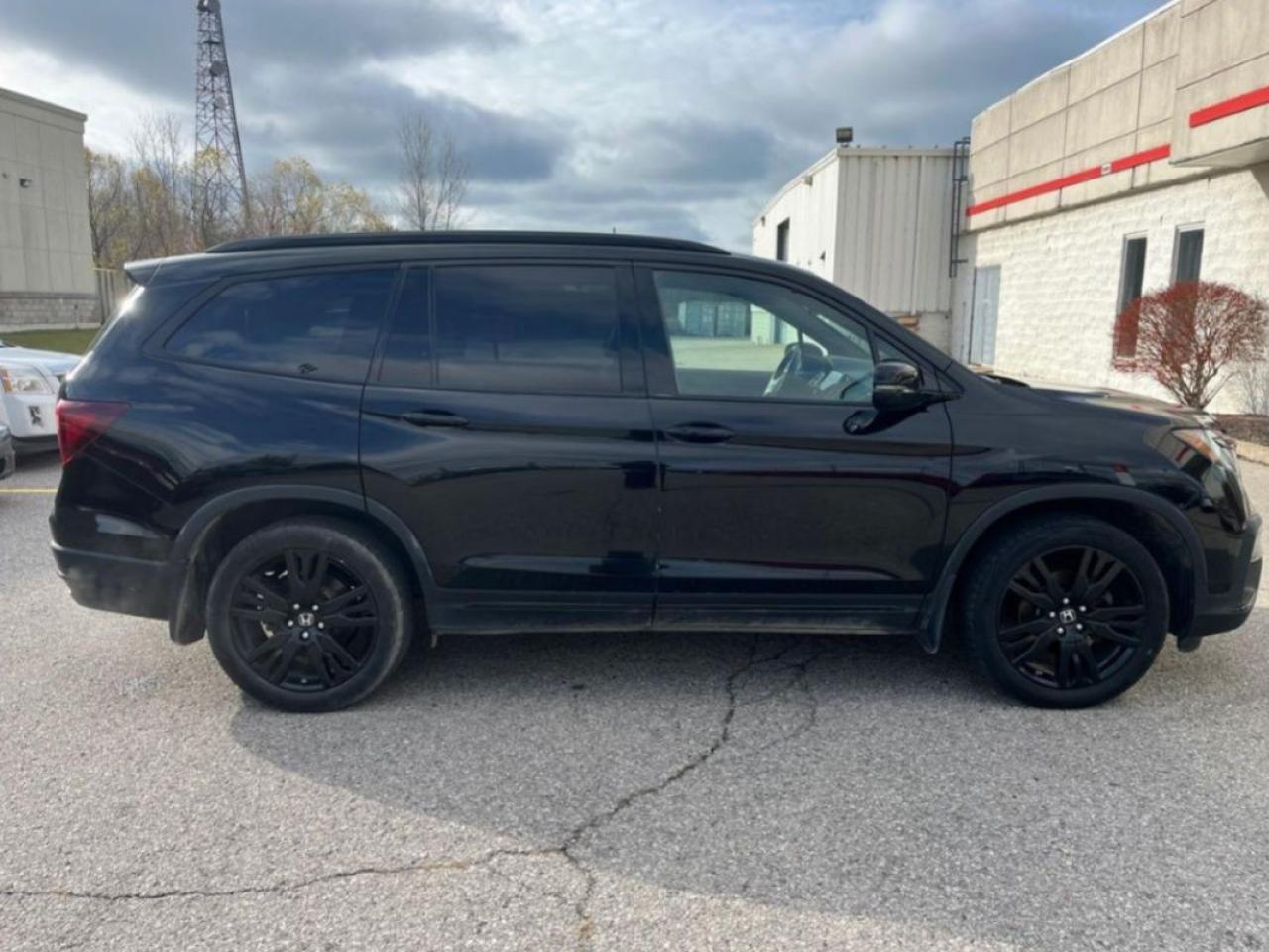 2019 Honda Pilot Elite - Black Edition - Photo #5