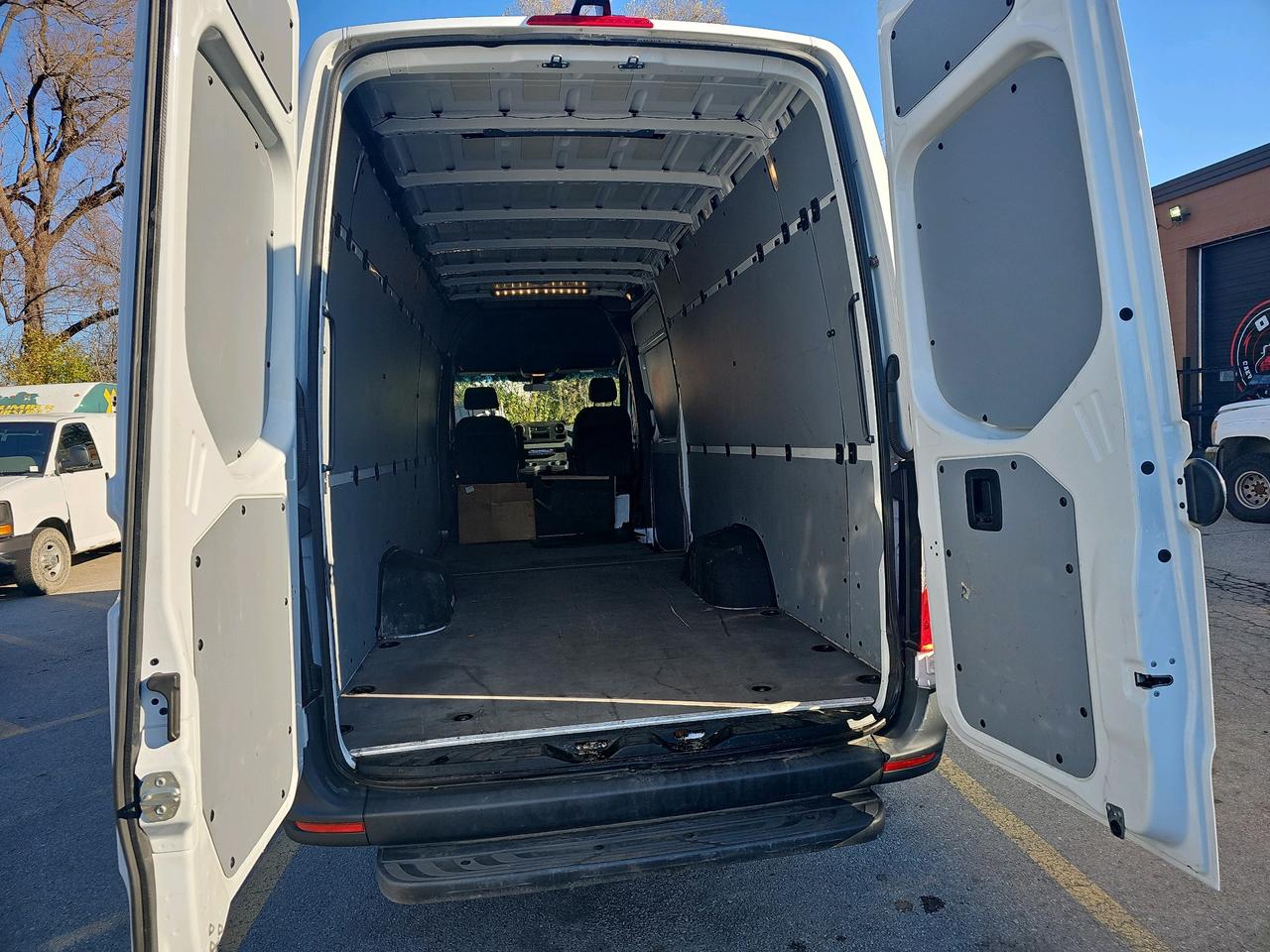 2021 Mercedes-Benz Sprinter Cargo 3500 High Roof I4 170" EXTENDED Photo