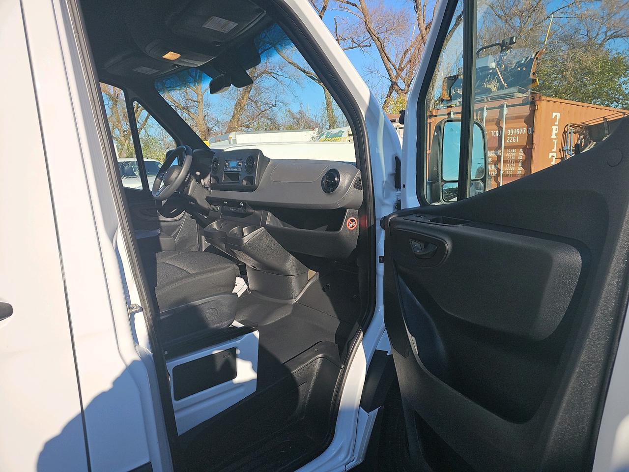 2021 Mercedes-Benz Sprinter Cargo 3500 High Roof I4 170" EXTENDED Photo