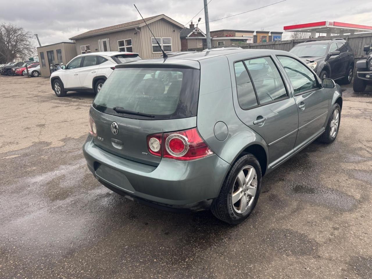 2009 Volkswagen City Golf HATCH, MANUAL, 4 DOOR, 4 CYL, CERTIFIED - Photo #5