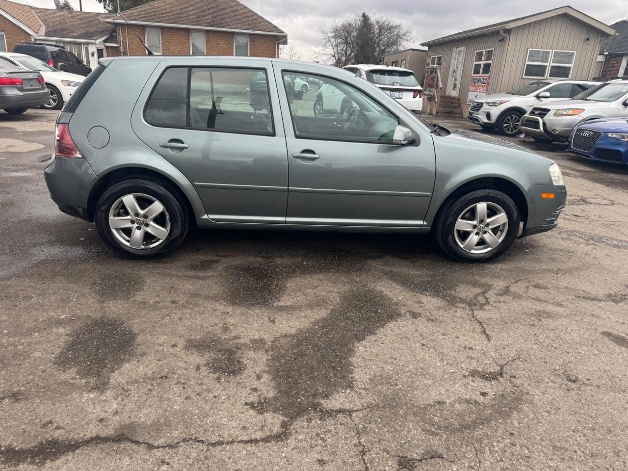 2009 Volkswagen City Golf HATCH, MANUAL, 4 DOOR, 4 CYL, CERTIFIED - Photo #6