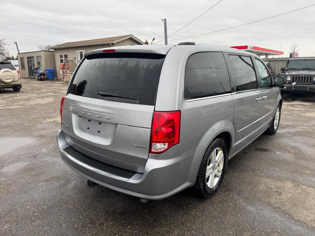 2013 Dodge Grand Caravan CREW, LOADED, LEATHER, SCREEN, 7 PASS, CERT - Photo #5