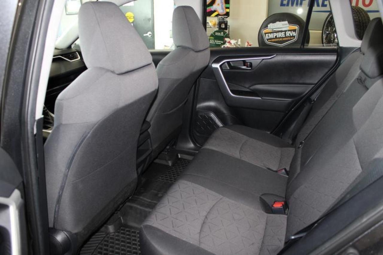 2023 Toyota RAV4 LE AWD, HEATED SEATS, BACK UP CAM, ANDROID AUTO Photo