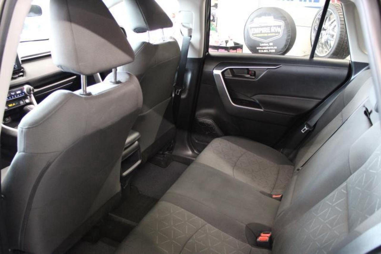 2023 Toyota RAV4 LE AWD, HEATED SEATS, BACK UP CAM, ANDROID AUTO Photo