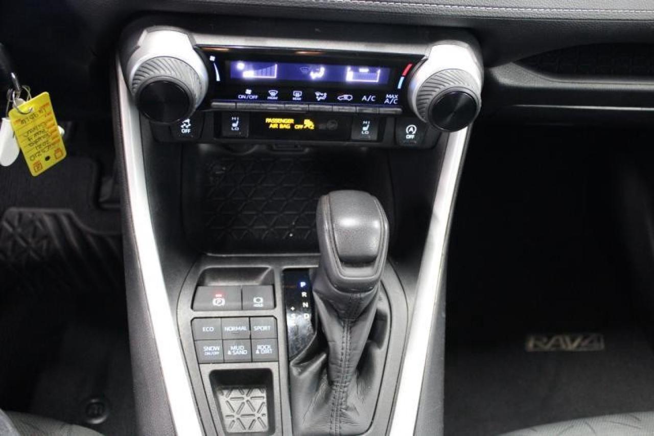 2023 Toyota RAV4 LE AWD, HEATED SEATS, BACK UP CAM, ANDROID AUTO Photo