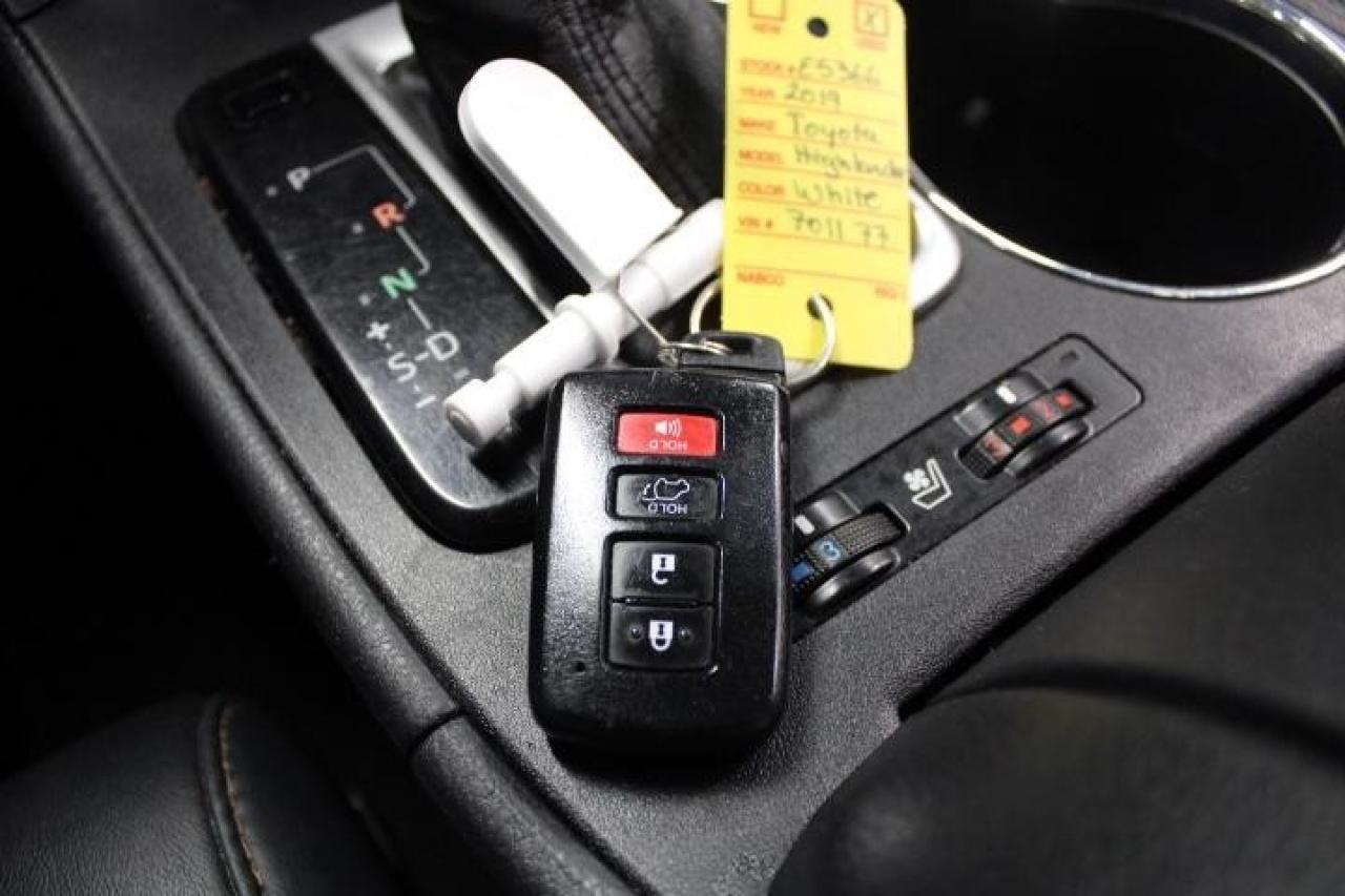 2023 Toyota RAV4 LE AWD, HEATED SEATS, BACK UP CAM, ANDROID AUTO Photo