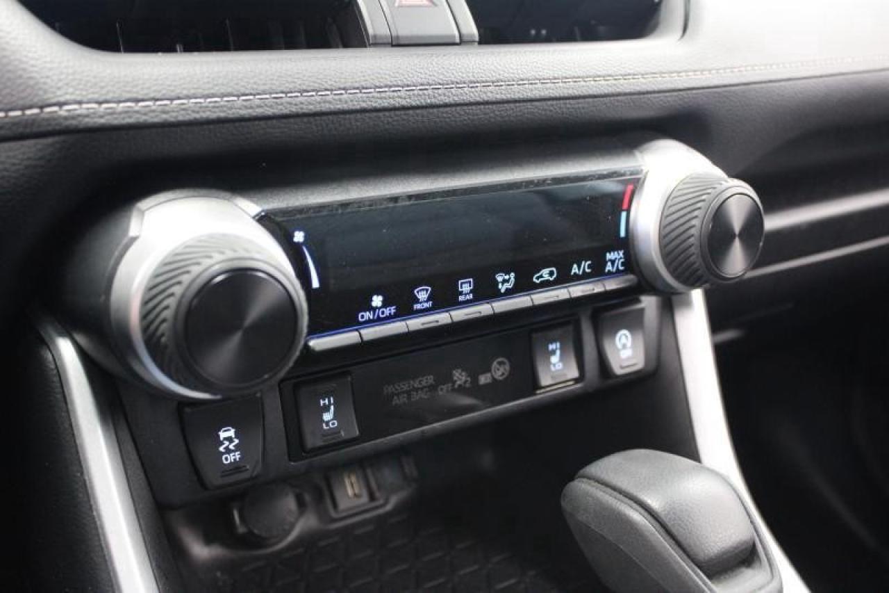 2023 Toyota RAV4 LE AWD, HEATED SEATS, BACK UP CAM, ANDROID AUTO Photo
