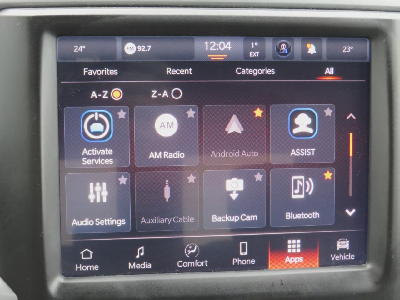 2022 RAM 1500 Classic Warlock (**4WD**ALLOY RIMS**TRAILER HITCH**REMOTE START**REVERSE CAMERA**DIGITAL TOUCHSCREEN**BLUETOOTH**CRUISE CONTROL**PUSH  BUTTON START**DUAL CLIMATE CONTROL**) Photo