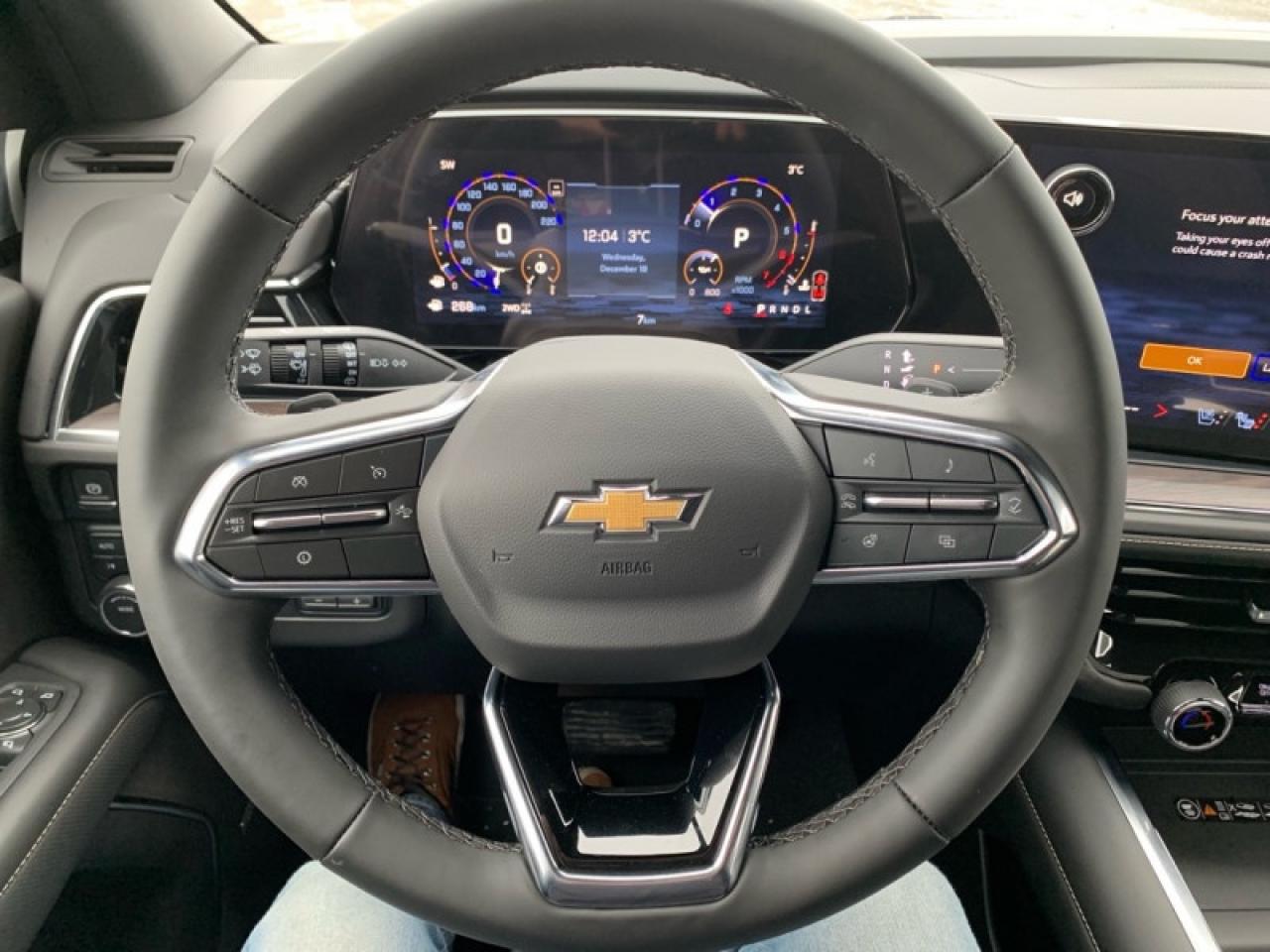 2025 Chevrolet Suburban Premier  - Leather Seats Photo