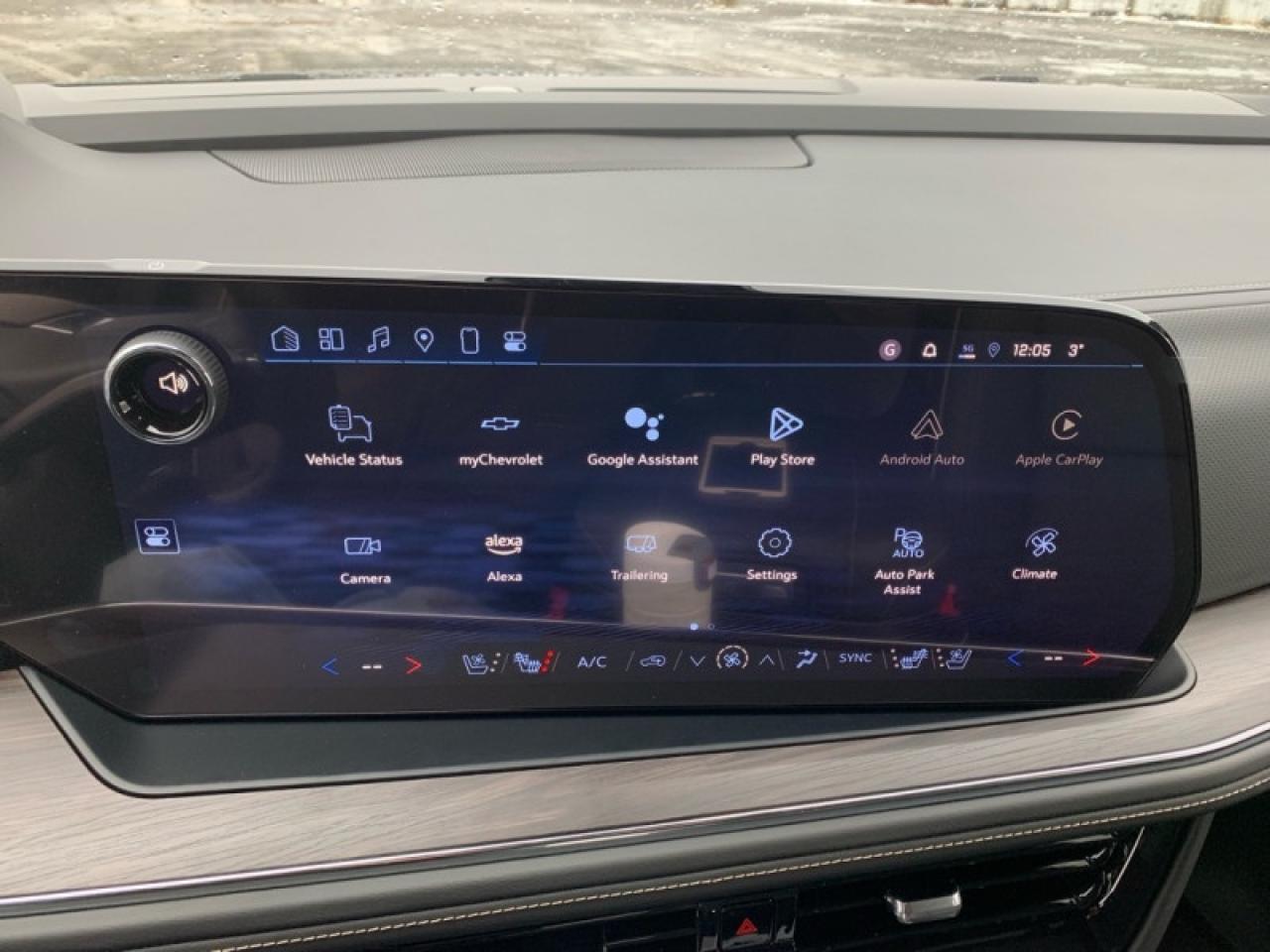 2025 Chevrolet Suburban Premier  - Leather Seats Photo