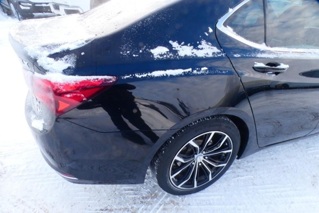 2015 Acura TLX SH-AWD V6 Tech 4dr Sdn w/Htd L, S/R, NAV, BUC - Photo #24