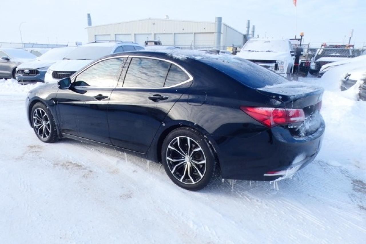 2015 Acura TLX SH-AWD V6 Tech 4dr Sdn w/Htd L, S/R, NAV, BUC - Photo #8