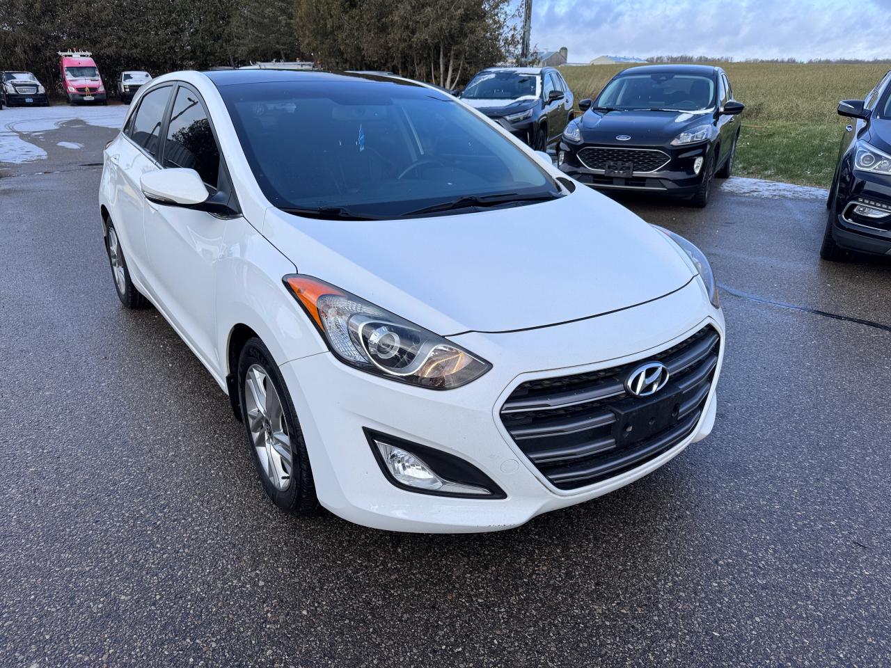 Used 2016 Hyundai Elantra GT Limited panoramic rood navigation and 4 extra winter tires with rims for sale in Waterloo, ON