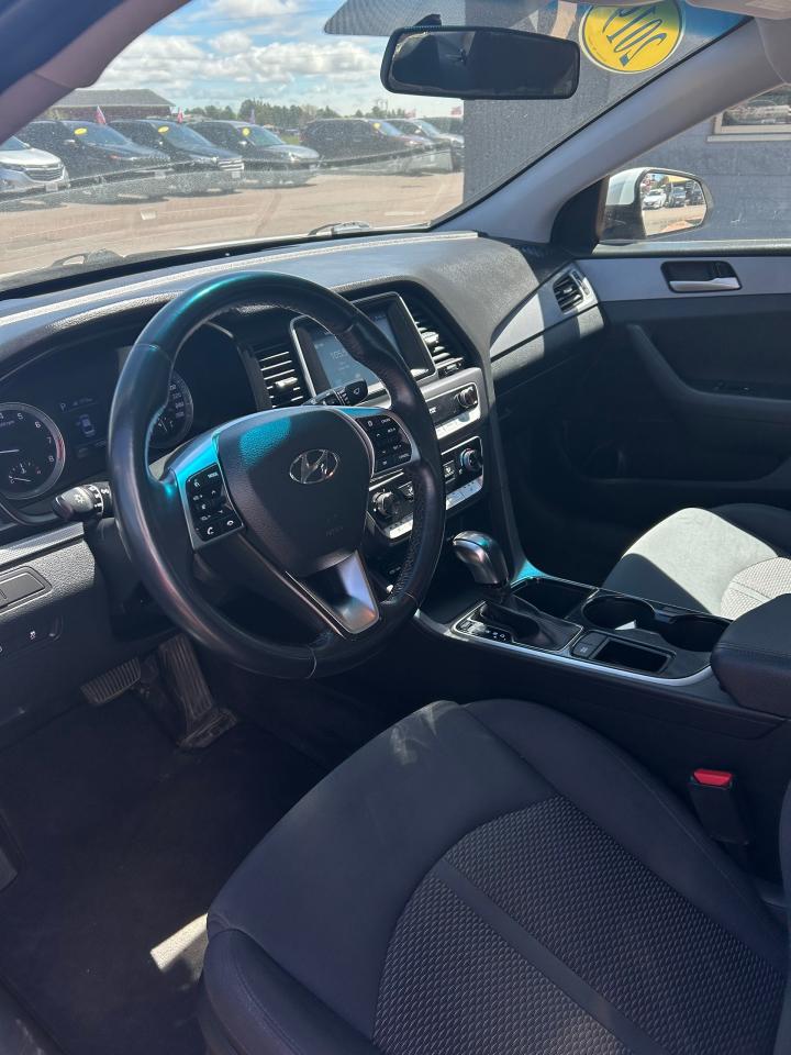 2019 Hyundai Sonata ESSENTIAL - Photo #7