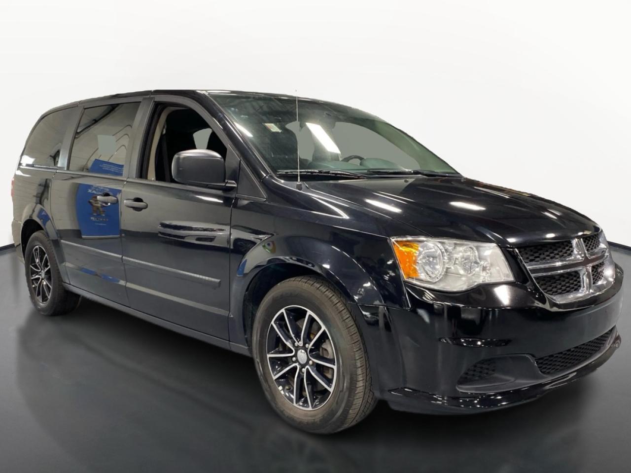 2017 Dodge Grand Caravan CANADA VALUE PACKAGE - Photo #3
