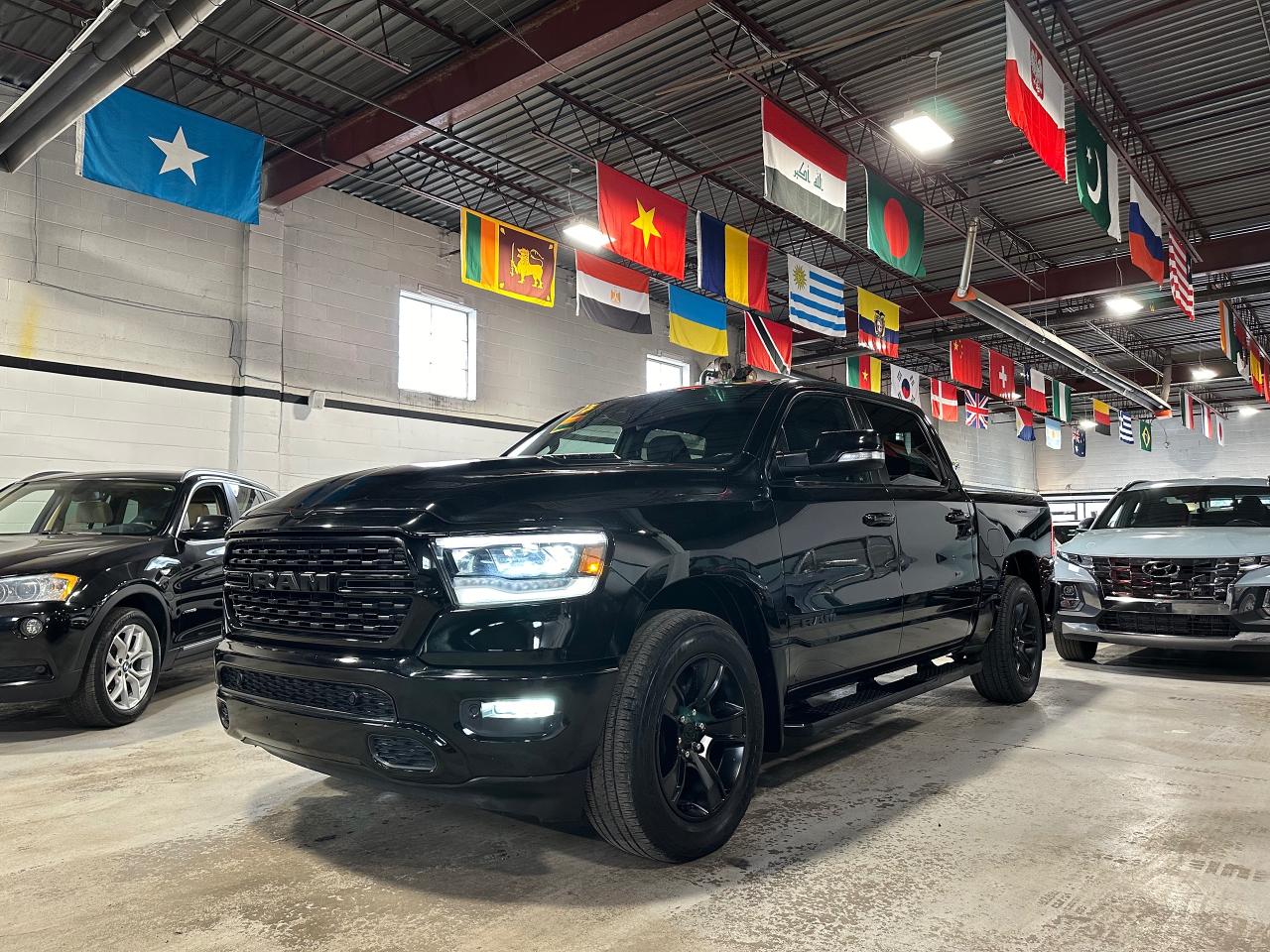 2022 RAM 1500 V8 5.7 L | SPORT | 4X4 | CREW CAB 5'7" BOX