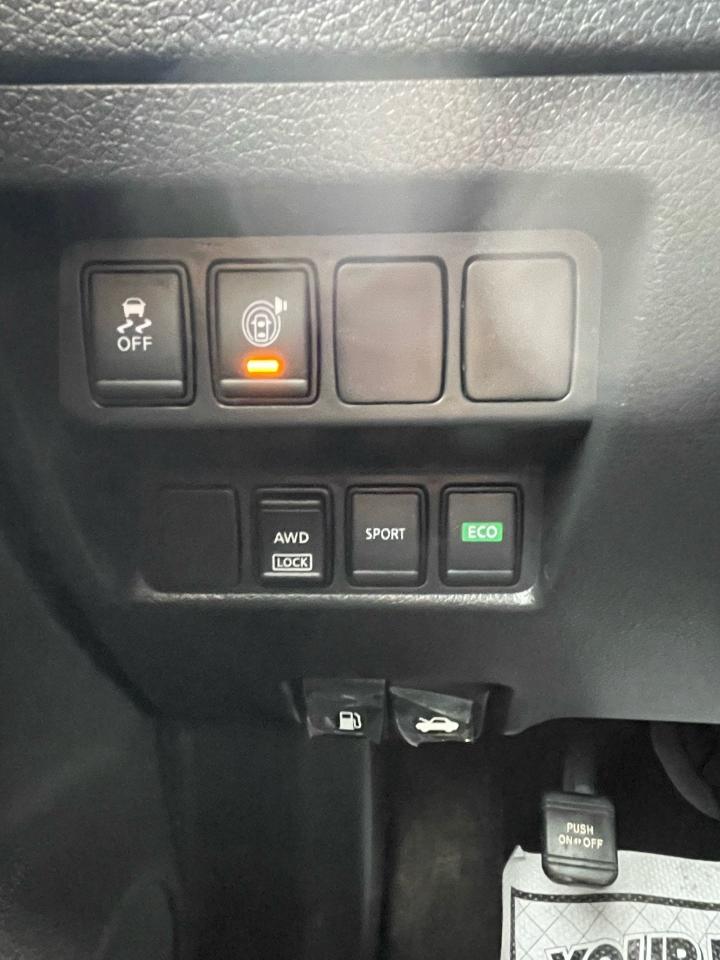 2017 Nissan Rogue SV - Photo #13