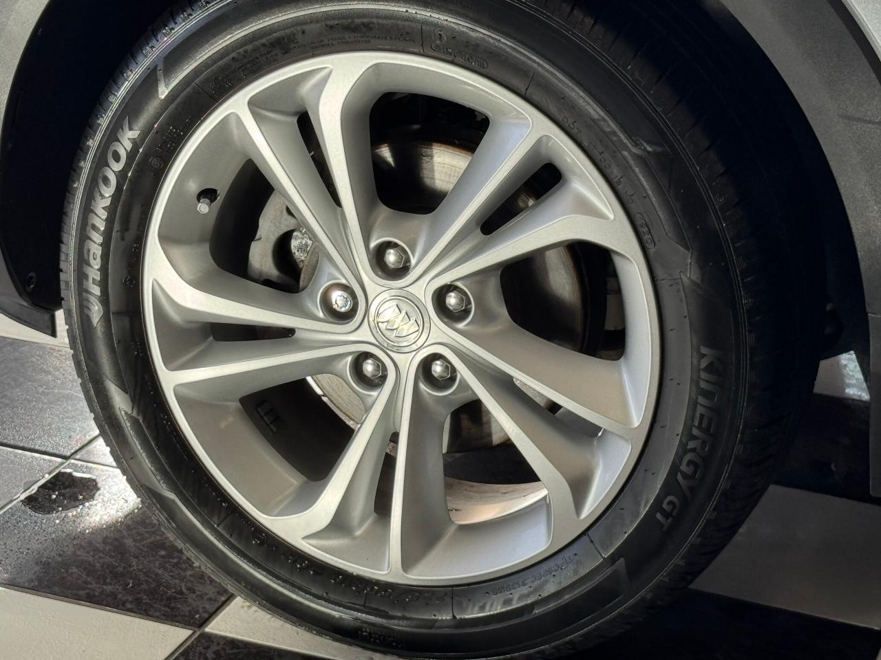 2020 Buick Encore GX Preferred+Collison Warning+ApplePlay+CLEAN CARFAX - Photo #48