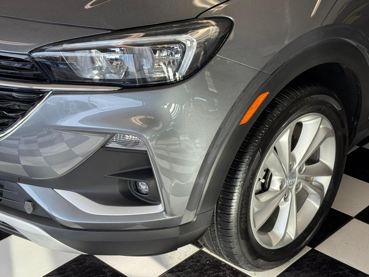 2020 Buick Encore GX Preferred+Collison Warning+ApplePlay+CLEAN CARFAX Photo34